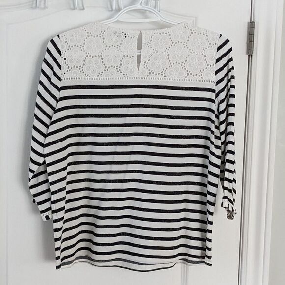 REITMANS lace stripped shirt top viscose 3/4 sleeves Medium @X - Picture 5 of 8